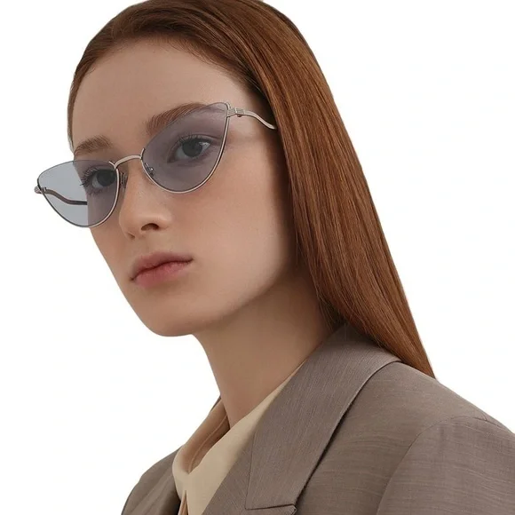 NEW Gucci GG1006S Cat Eye Sunglasses – Silver & Light Blue - Picture 3 of 11